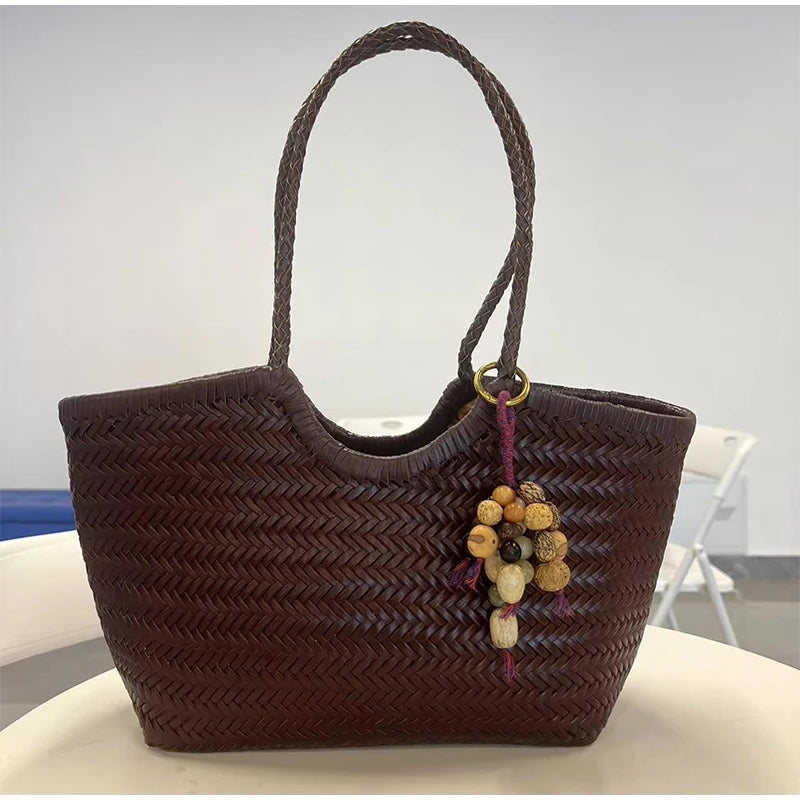 French Leather Woven Bag Fashion Simple Basket Bag Retro Advanced Handmade Bag New Versatile Commuting Women's Shoulder Handbag