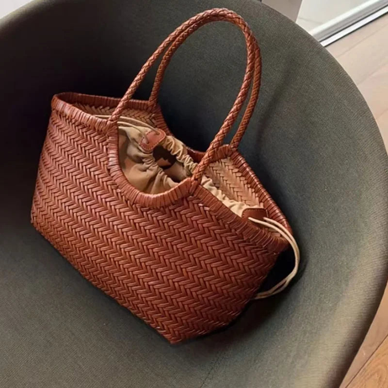 French Leather Woven Bag Fashion Simple Basket Bag Retro Advanced Handmade Bag New Versatile Commuting Women's Shoulder Handbag